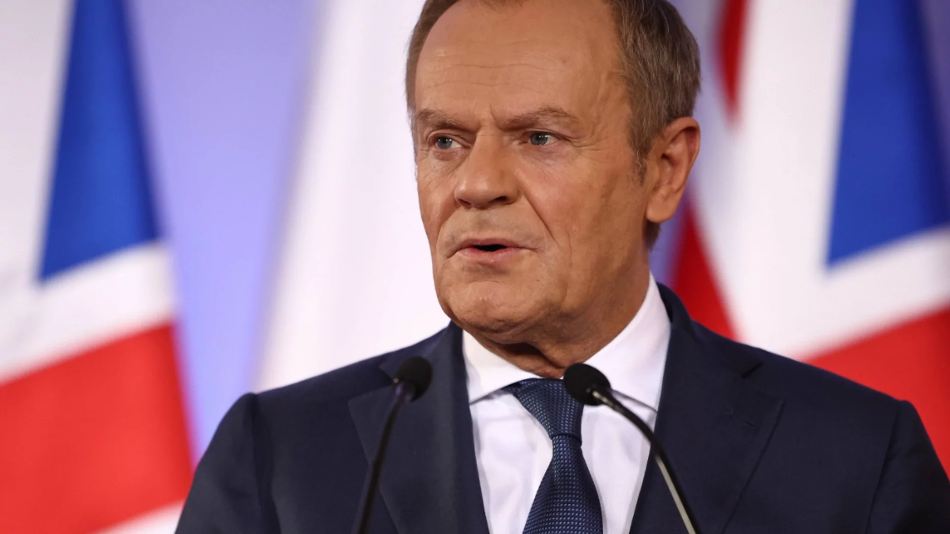 Туск към Европа: Един за всички, всички за един. Иначе с нас е свършено