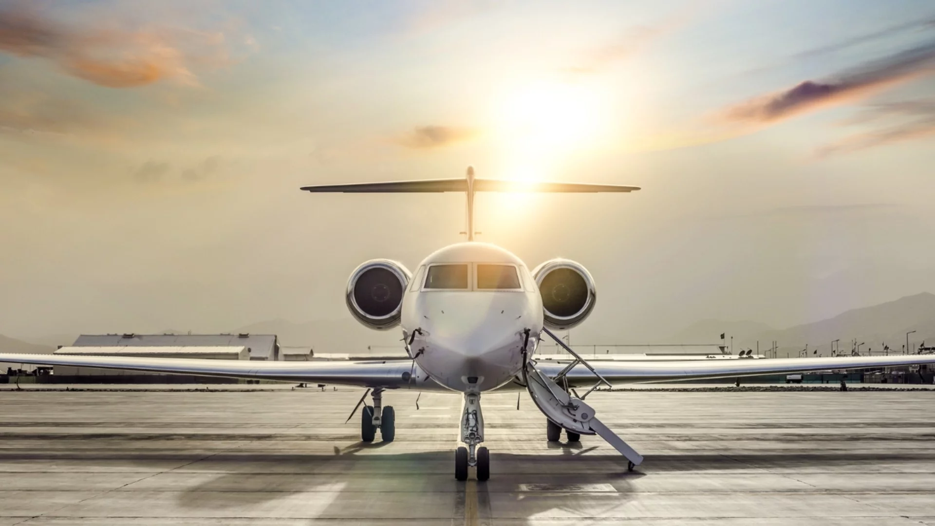 Военни и киберслужби ще разследват проблемите с полетите в Гърция