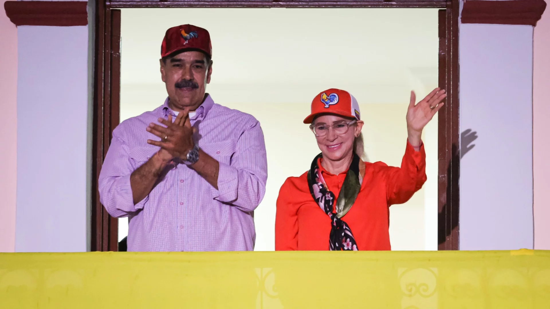 Коя е Силия Флорес - жената зад Мадуро, която не е просто първа дама