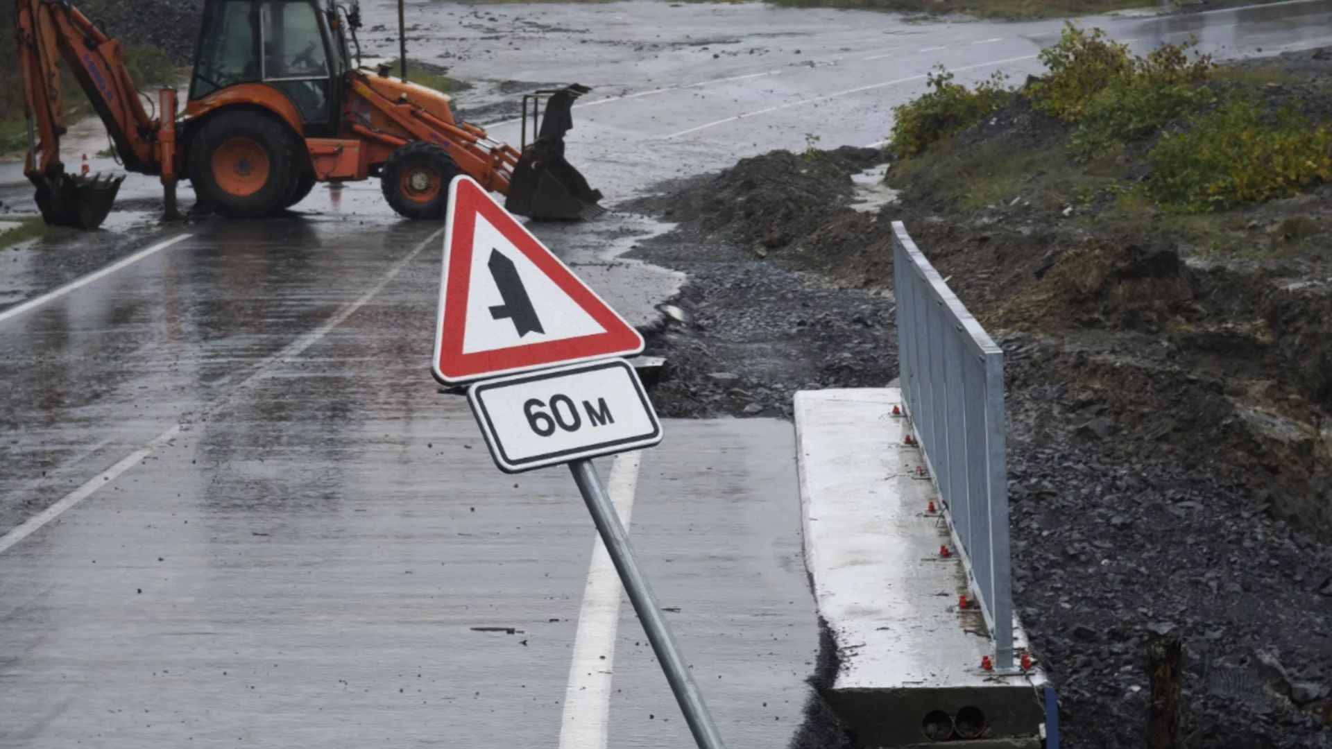 Няколко реки преляха в Косово (ВИДЕО)