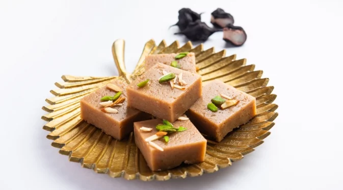 Какво се слага първо в десертите с грис, за да избегнем бучки