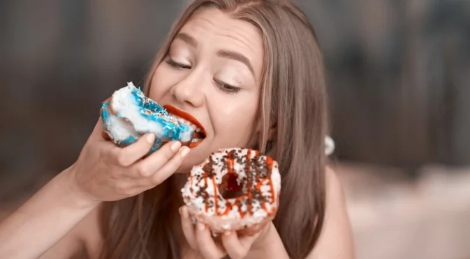 Хороскоп за днес, 10 януари: Събота е по мед и масло за Везните, но ще разкрие горчива истина пред Девите