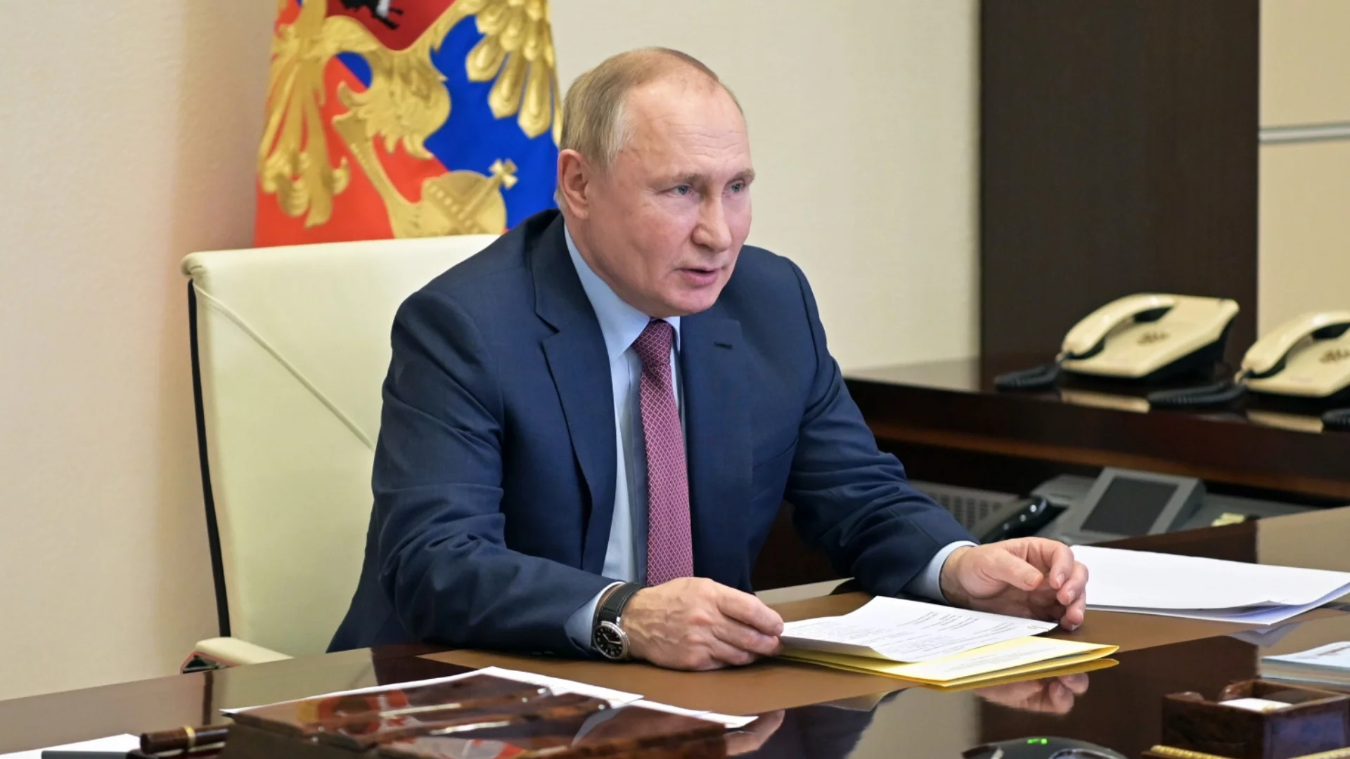 Къде беше сферата на влияние на Путин, когато Пригожин тръгна срещу него? Може би в куфара му с екскременти