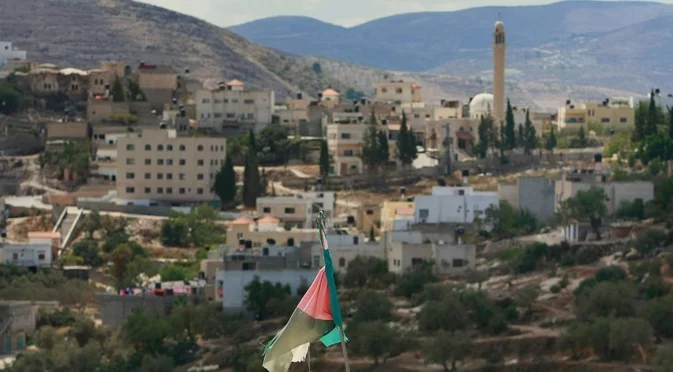 Израел е на финалната права на проект за селище, което ще раздели Западния бряг на две