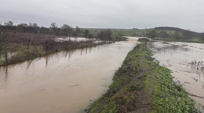 Има бедстващи жители заради водната стихия в община Стамболово