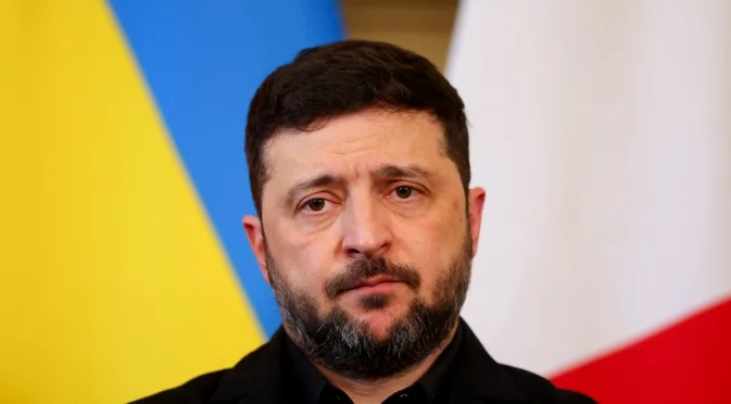 Зеленски: Никакви нови изисквания не бива да бъдат предявявани към Украйна