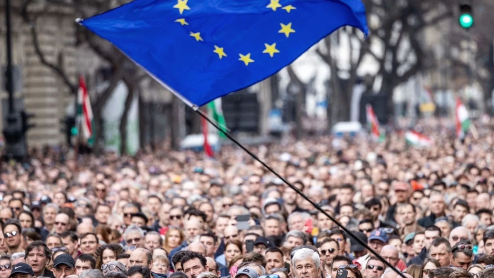 Тежки избори за Орбан. Ще запази ли властта?