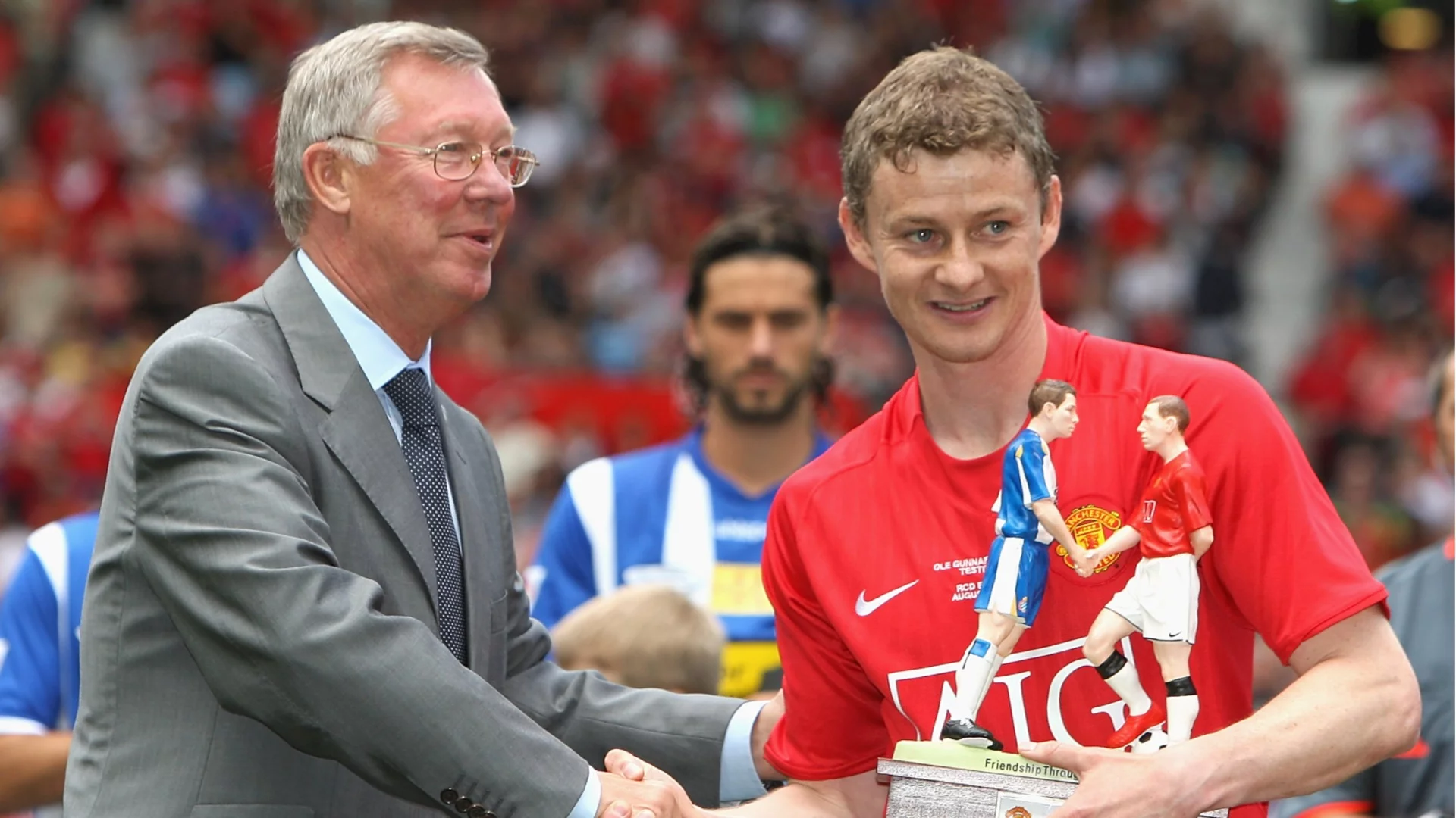 Важен ден за Юнайтед: Ръководството се среща с основните кандидати за временен мениджър