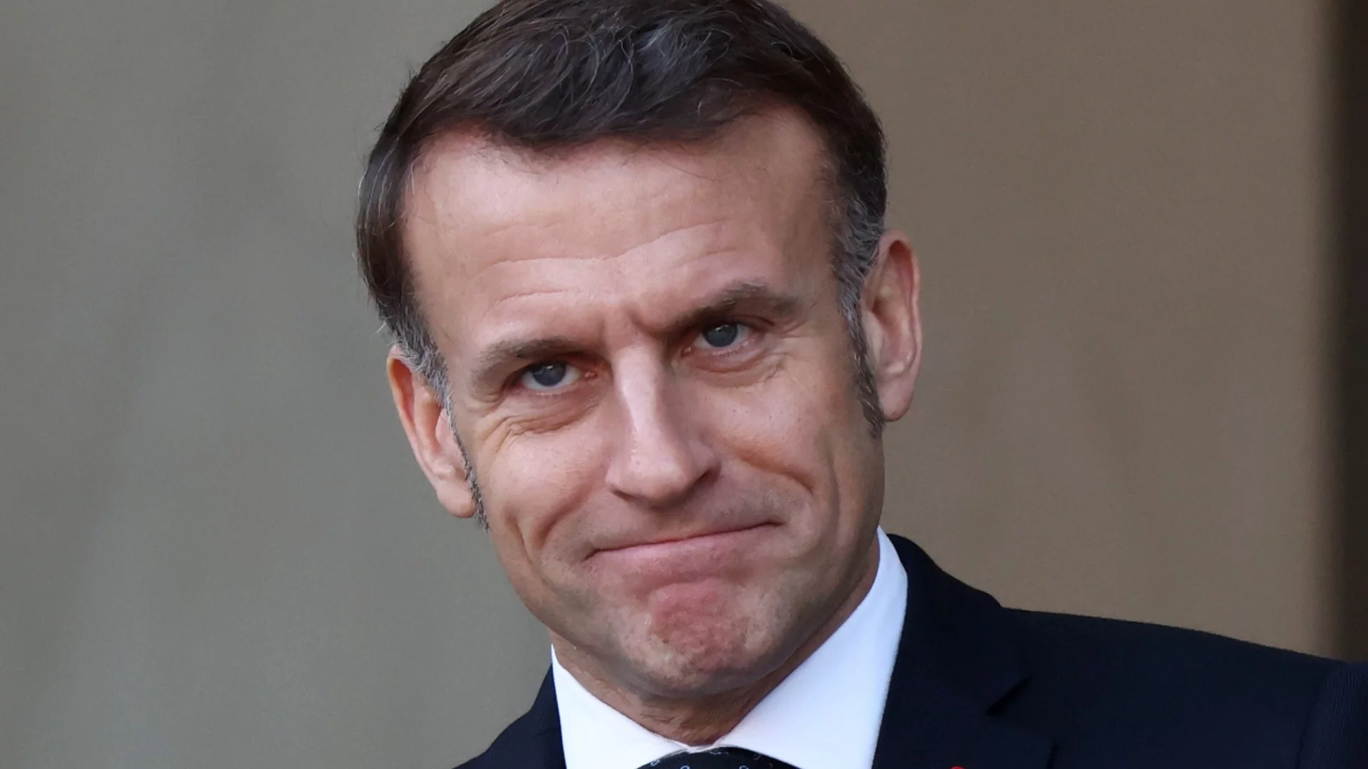 Макрон поиска ЮНЕСКО да включи френските кафенета в списъка на нематериалното културно наследство