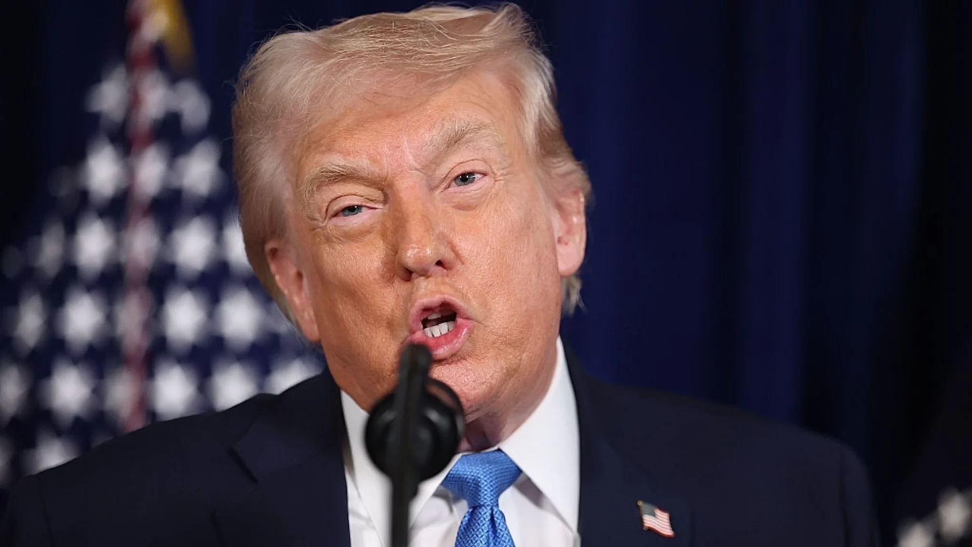 След заплахите за война: Тръмп кани колумбийския президент в Белия дом