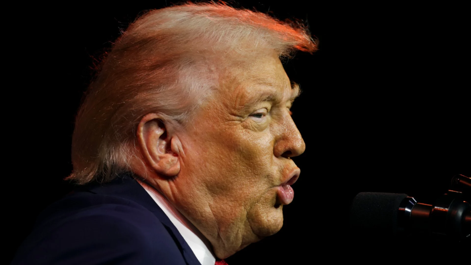 Сенатът на САЩ гласува да забрани на Тръмп нови военни действия срещу Венецуела без одобрението на Конгреса