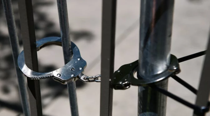 Постоянен арест за мъж, убил жена си