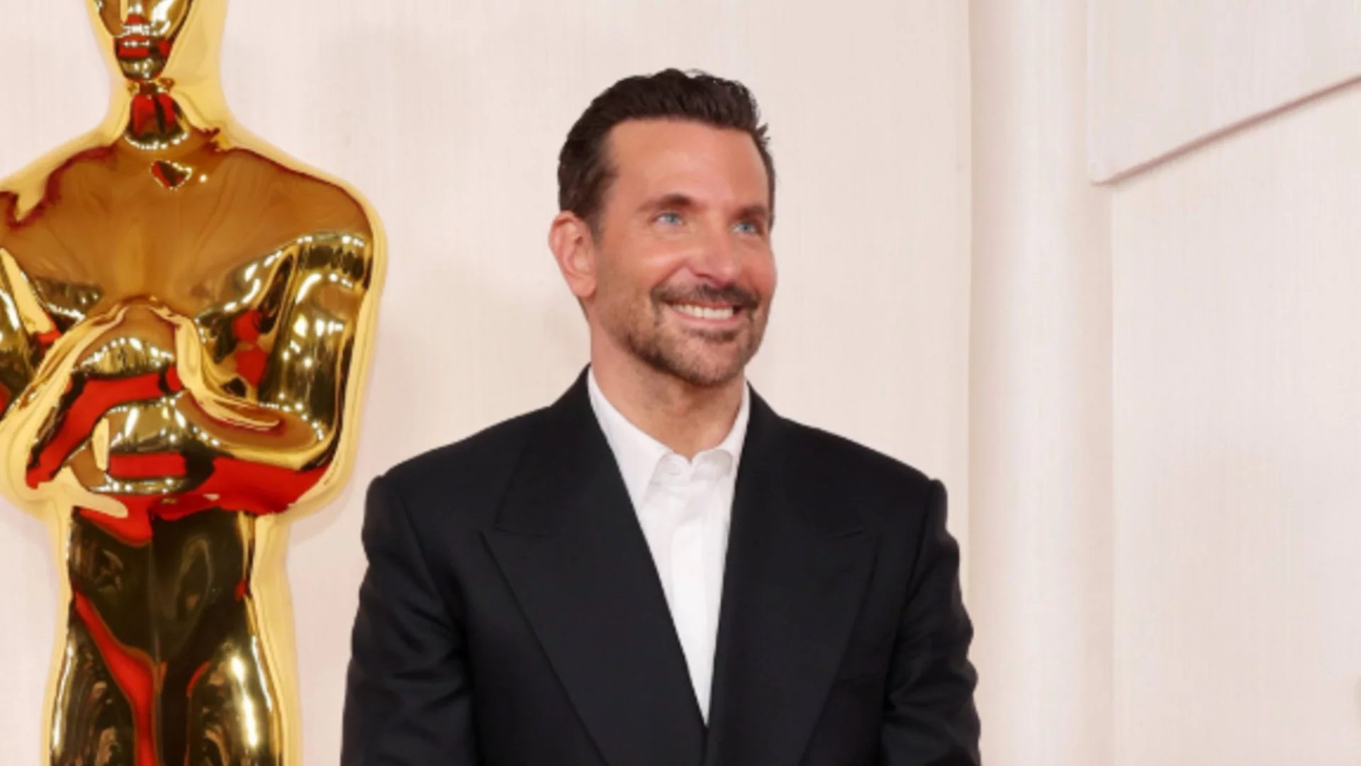 Истина за Брадли Купър: Актьорът отговори на слуховете за естетически корекции