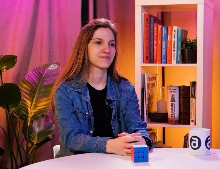 Всичко е плод на много труд и усилия: Кристина Костова от "България търси талант" в Студио Actualno (ВИДЕО) 