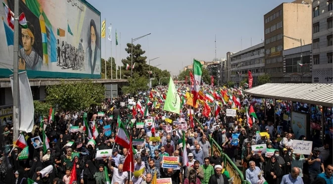 Иранец прекръсти улица на "Доналд Тръмп", САЩ реагираха (ВИДЕО)