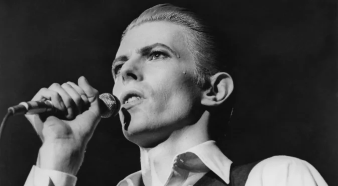 Ще можем да влизаме в къщата от детството на Дейвид Боуи