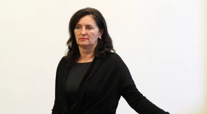 Икономист: Не се сбъдват апокалипсисите, които някои чертаеха за еврото