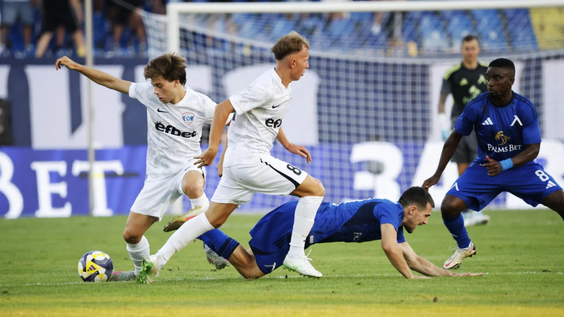 Две добри новини за емблематичен български тим