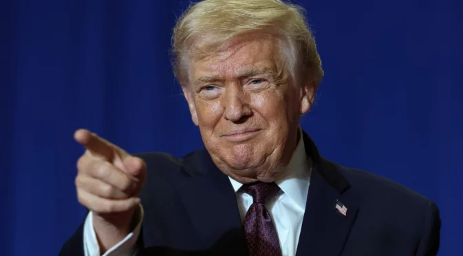 Тръмп: Руската подводница бързо офейка при появата на американските части (ВИДЕО)