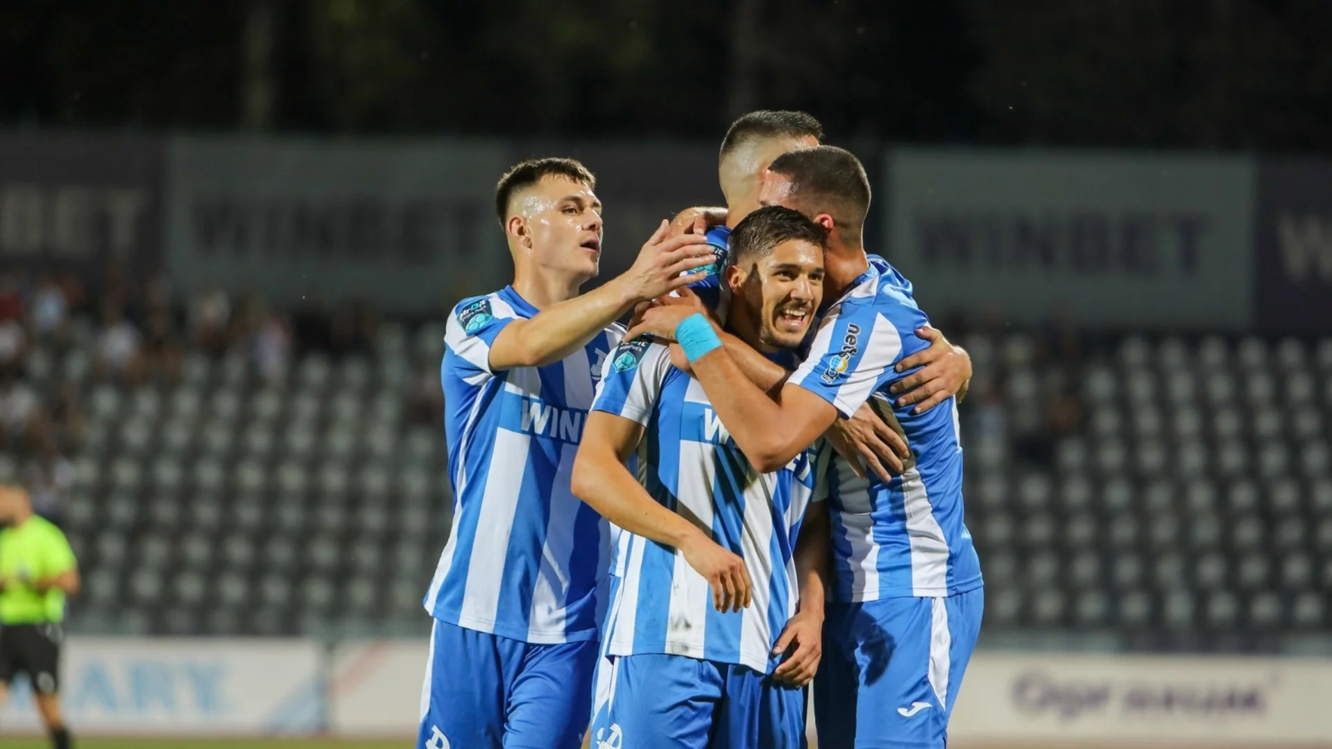 Впечатляващ маркетинг: Лидерът във Втора лига представи двама нови с помощта на Minecraft (ВИДЕО)