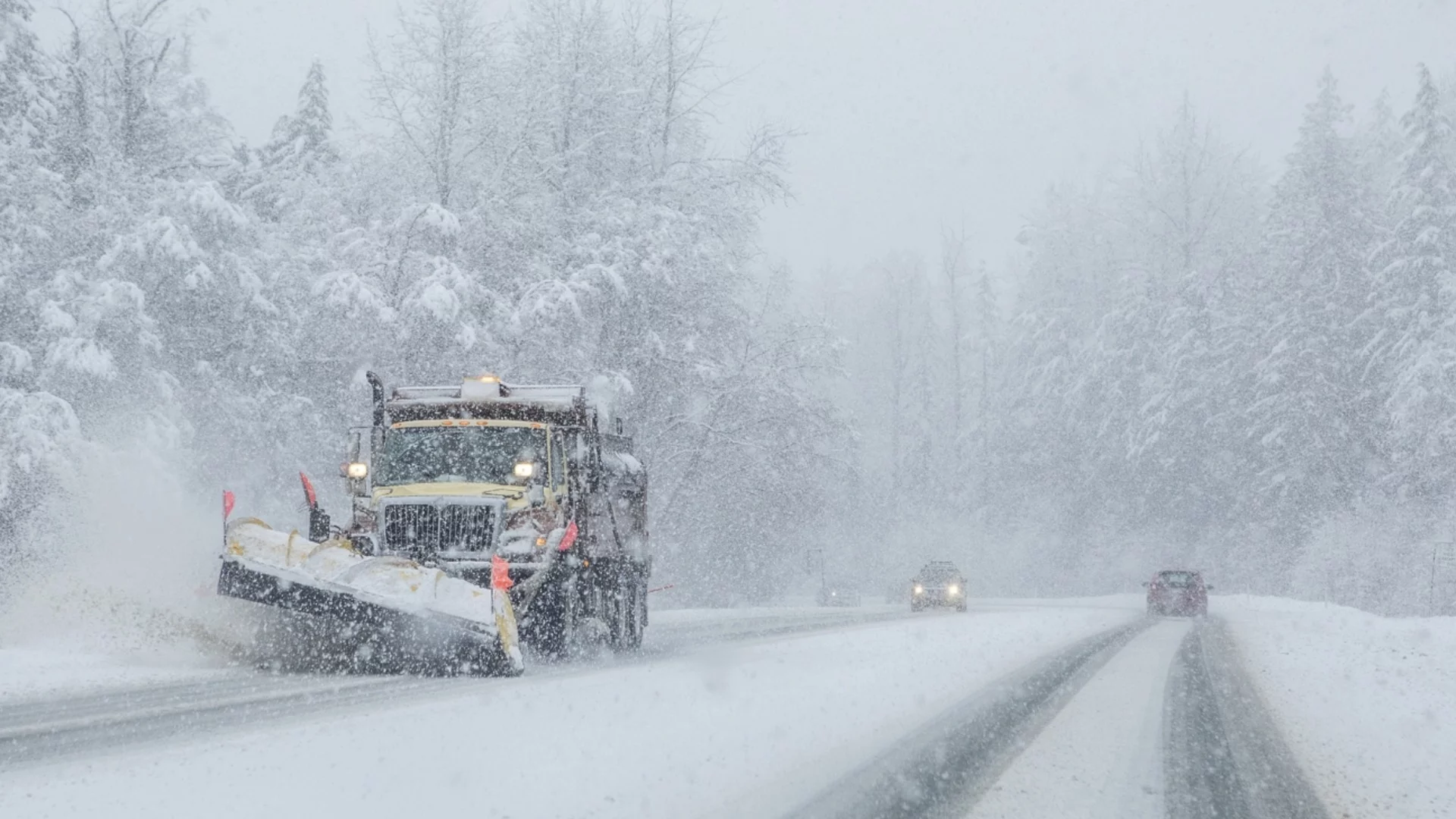 Нормална пътна обстановка в София при зимни условия тази сутрин