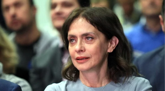 Надежда Нейнски: Колкото повече българи са на висши позиции в света, толкова повече инструменти има България