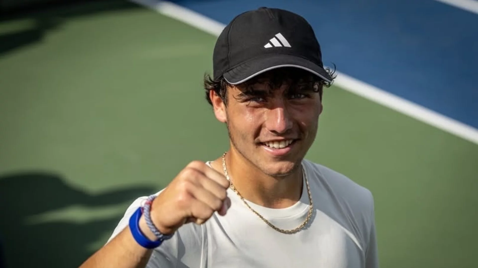 17-годишният Иван Иванов продължава да мачка! Победи съперник, който е с 200 места по-напред