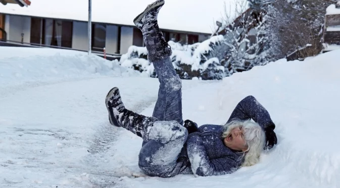 Защо трябва да ходите „като пингвини“, за да не се озовете в болница?