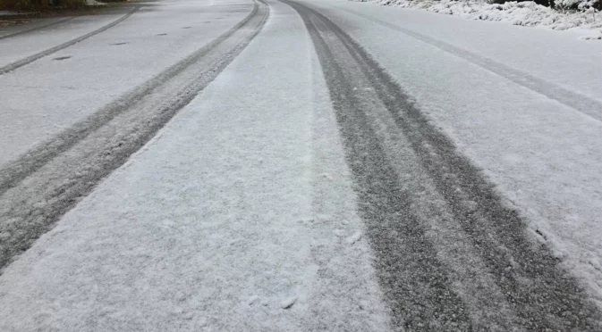 Спряха камионите през прохода "Троян-Кърнаре": АПИ с актуална информация