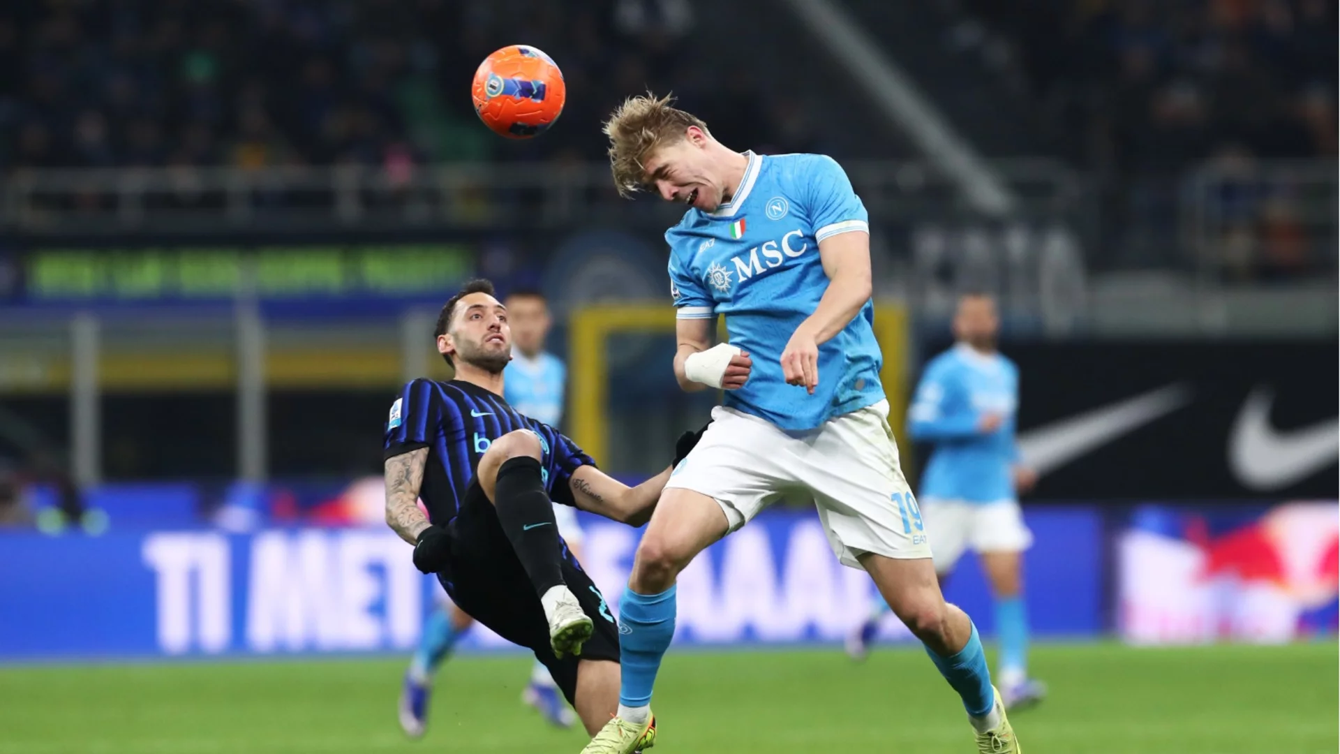 Интер не се възползва от издънката на Милан в мача на Скот Мактоминей, на върха в Серия А е страшно