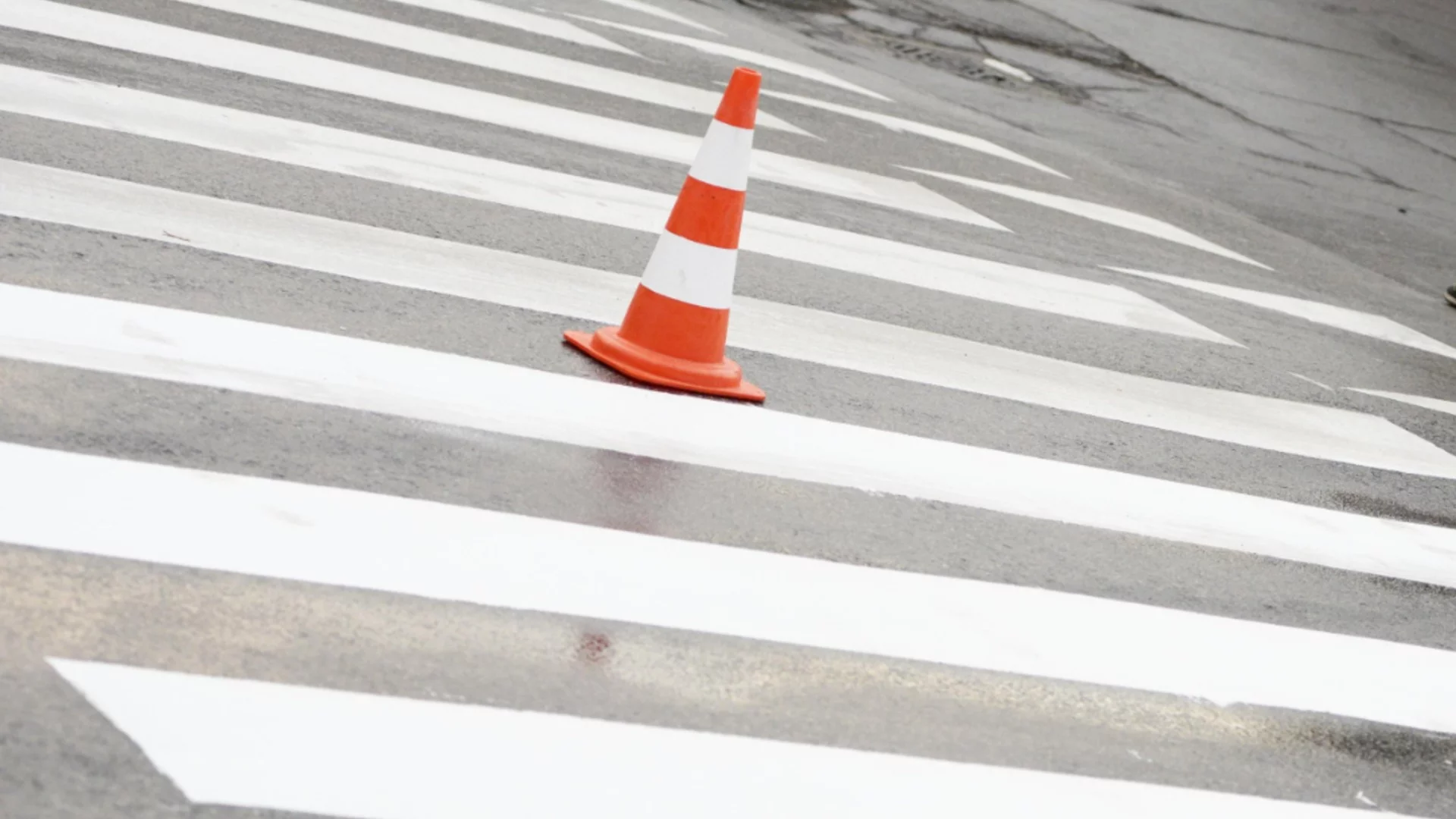 На пешеходна пътека: Блъснаха възрастна жена