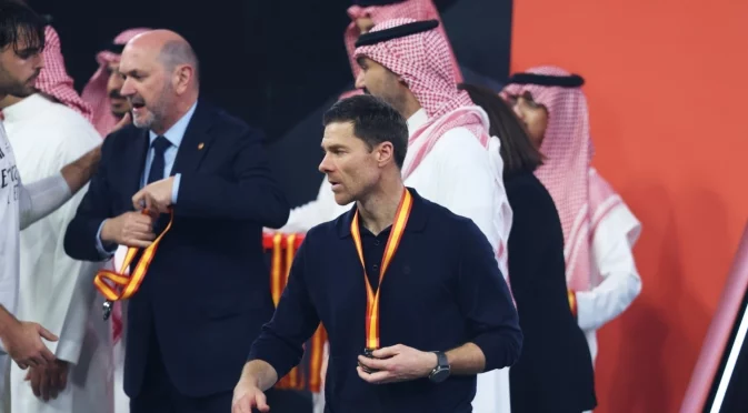 Унизителният момент за Шаби Алонсо в Ел Класико, в който Мбапе подкопа авторитета му (ВИДЕО)