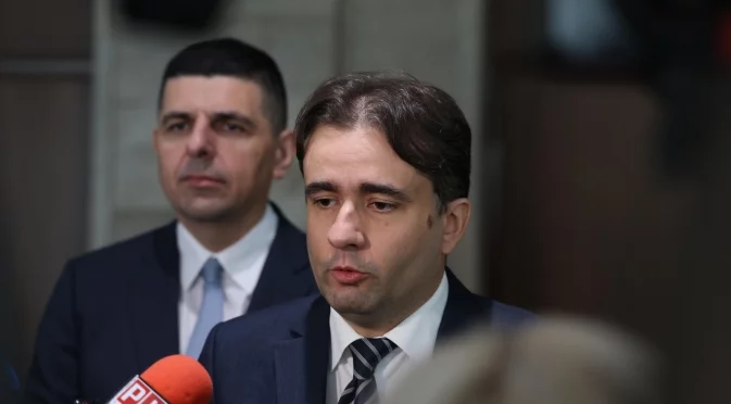 Божидар Божанов поиска публично тестване на машините за гласуване