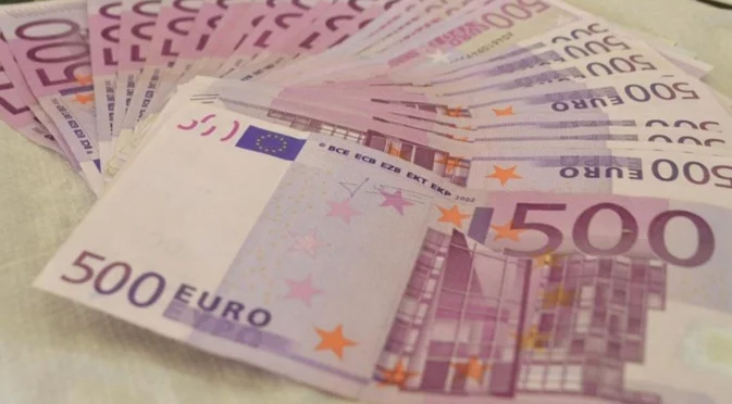 Фалшиви 500 евро хванаха в казино