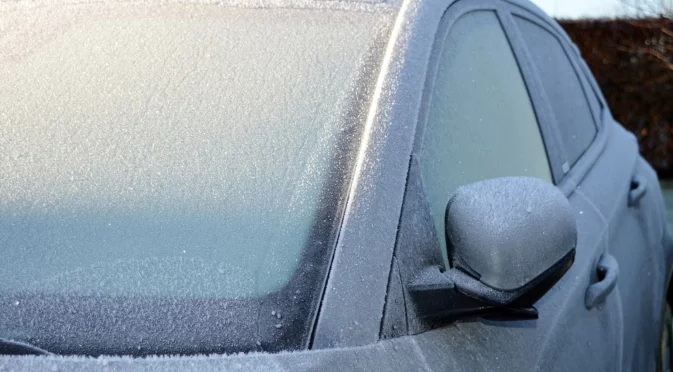 Показно със студ: Китайска кола не понася руския климат (ВИДЕО)