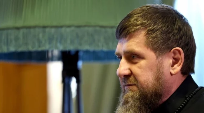 Рамзан Кадиров е на смъртния си одър, твърди украинското разузнаване