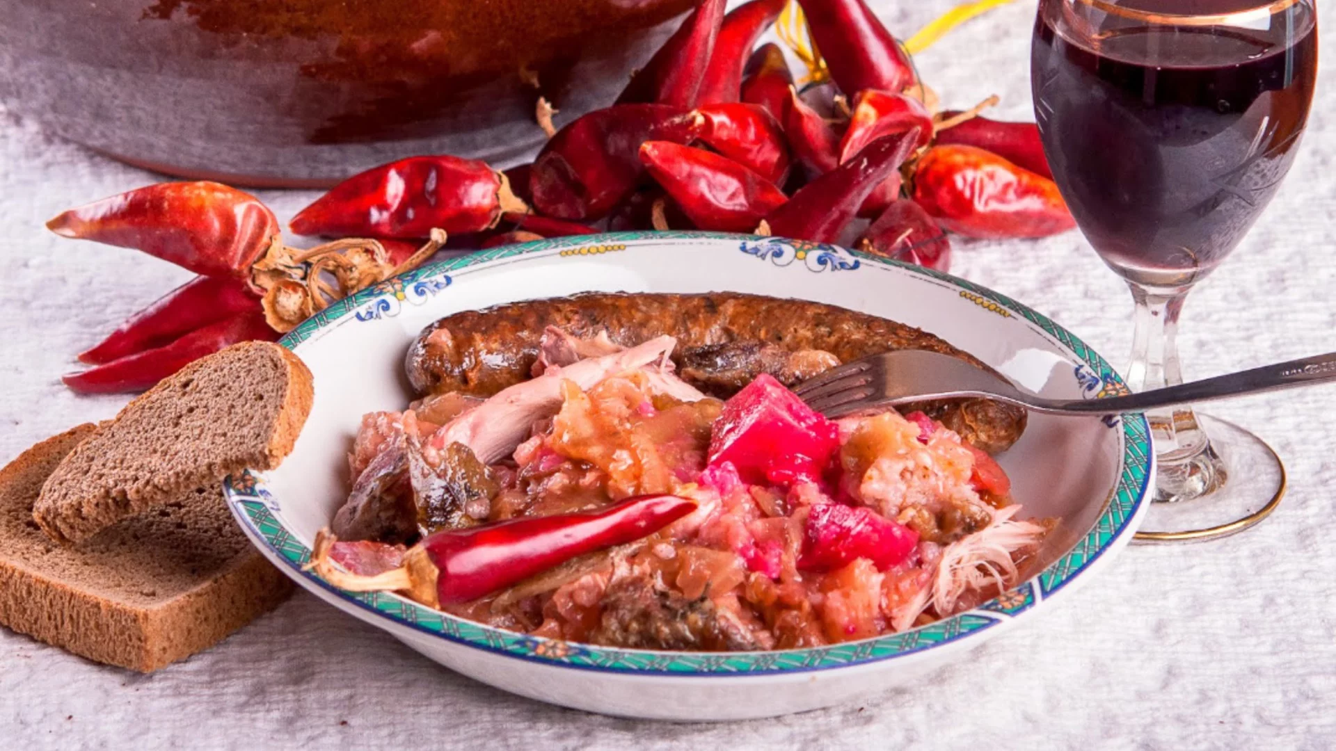 Как да направим капама с няколко вида месо – съвети за баланс на вкусовете