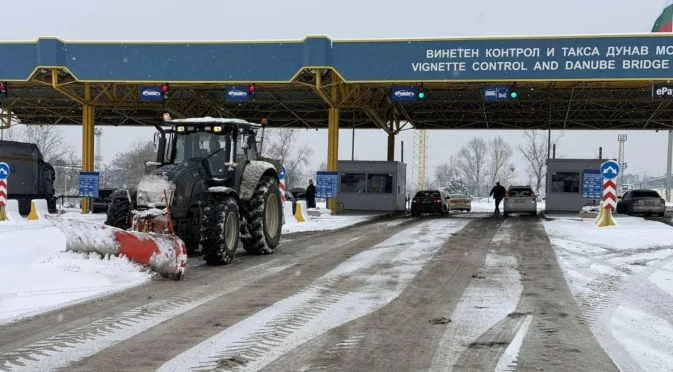 Над 1,5 млн. преминали: Рекорден трафик през Дунав мост при Русе