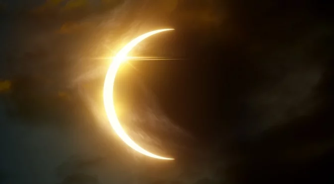 По Новолуние: Луната ще освети пътя на щастието за 3 зодии