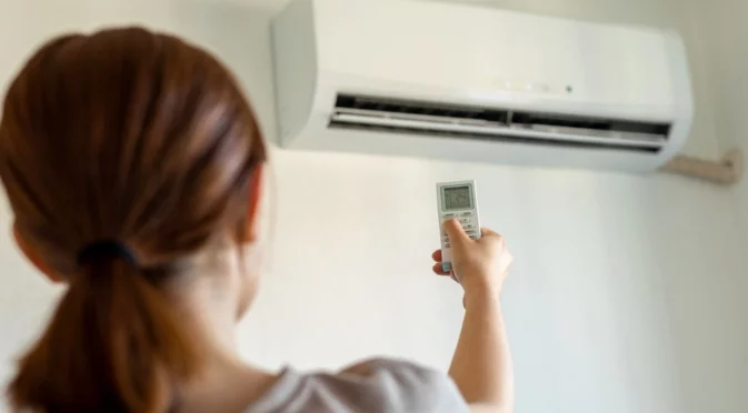 Може ли да се използва климатик при минусови температури и колко ток изразходва?