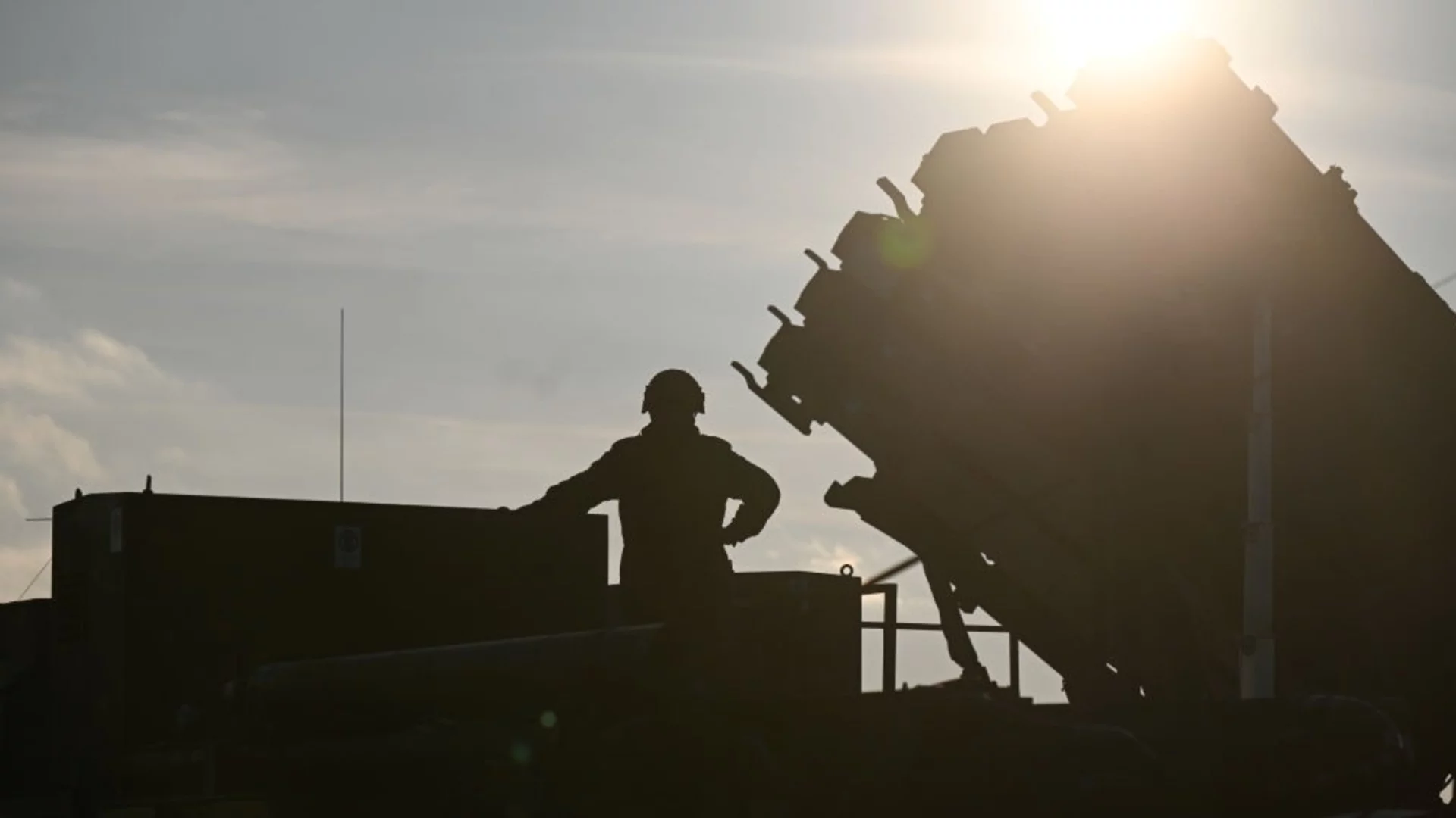 Украйна да не купува оръжия от САЩ с европари: Топ съюзници на Киев в остър спор