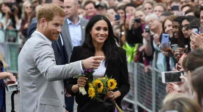 Жестът на крал Чарлз III към Хари и Меган, който подсказва за помирение