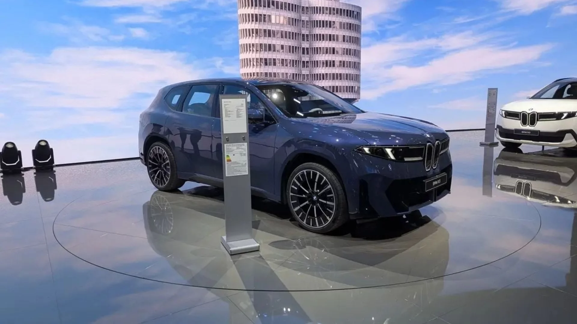 BMW не може да се справи с интереса към нов модел
