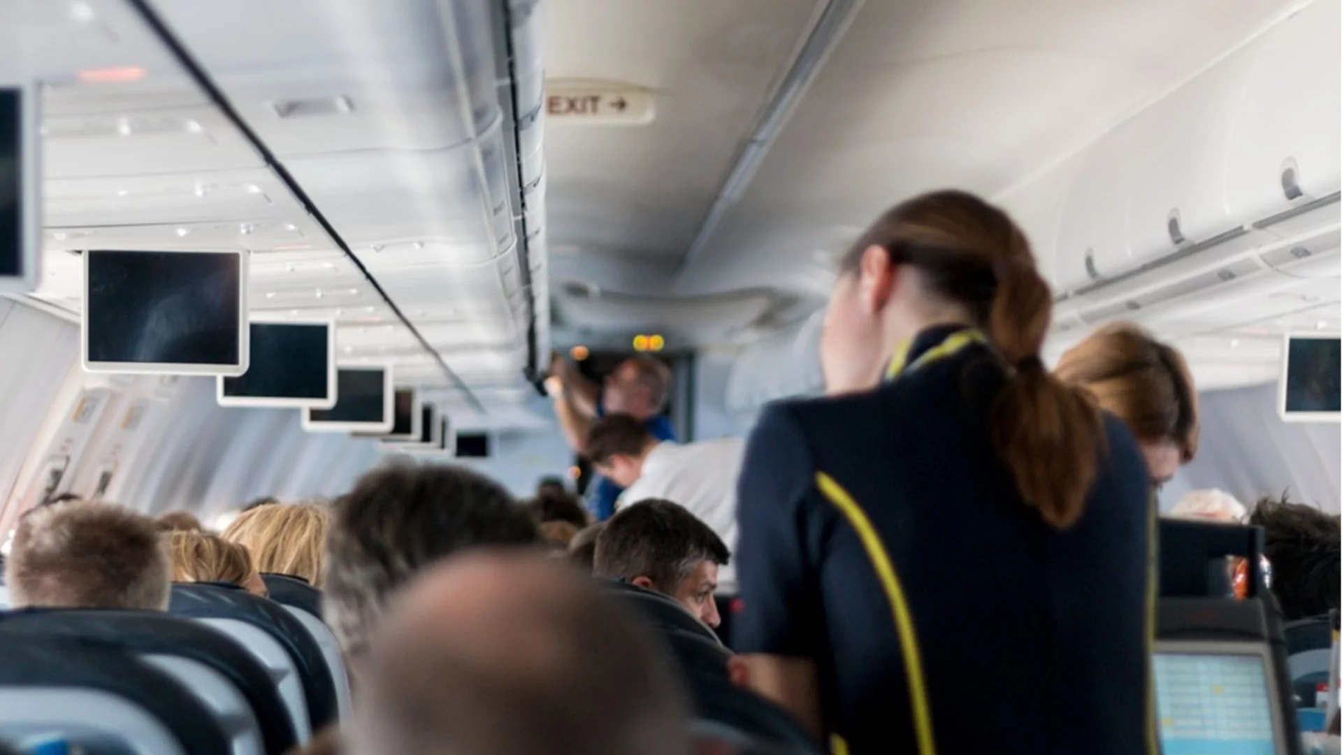 Турското разузнаване задържа кипърска стюардеса: Защо после я пуснаха?