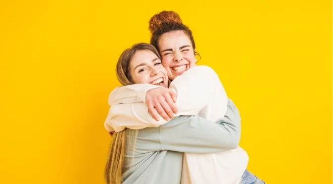 Български актриси показаха как жените трябва да се подкрепят (СНИМКИ)