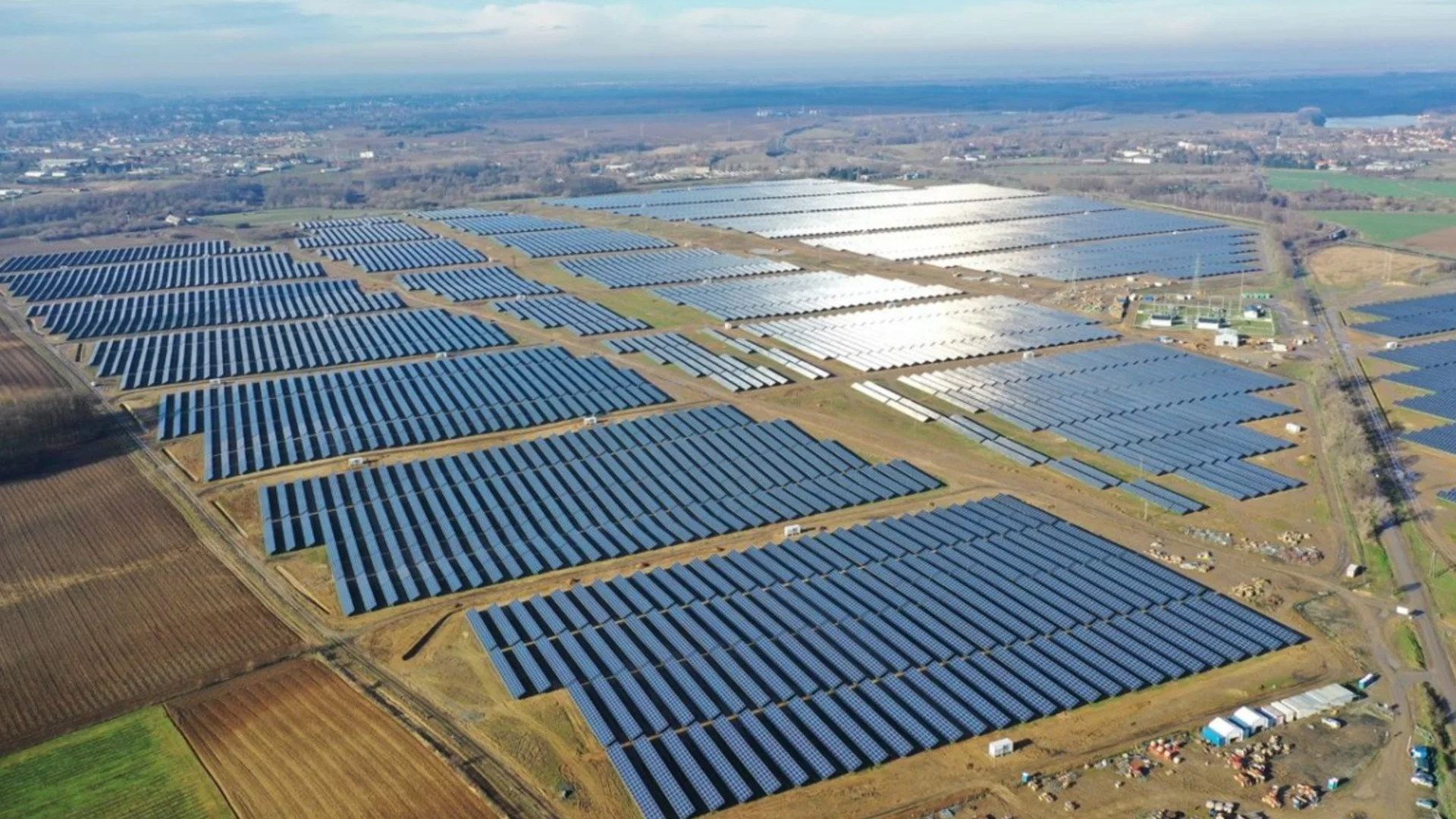 10 000 дка гори и пасища: Бунт срещу изграждането на най-големия фотоволтаичен парк в България