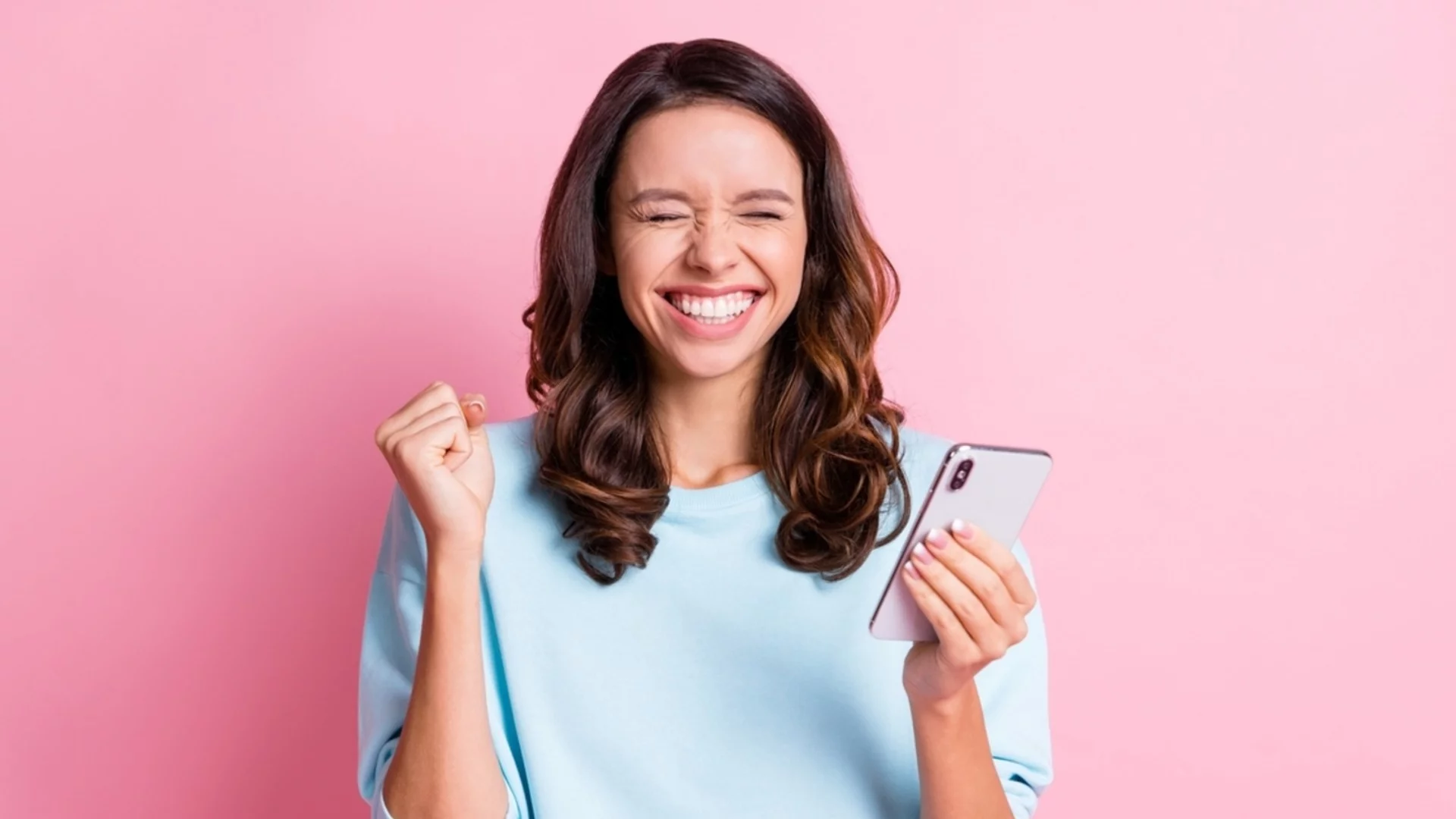 Хороскоп за днес, 15 януари: Средата на месеца е златна за Стрелците, но тежка като олово за Телците