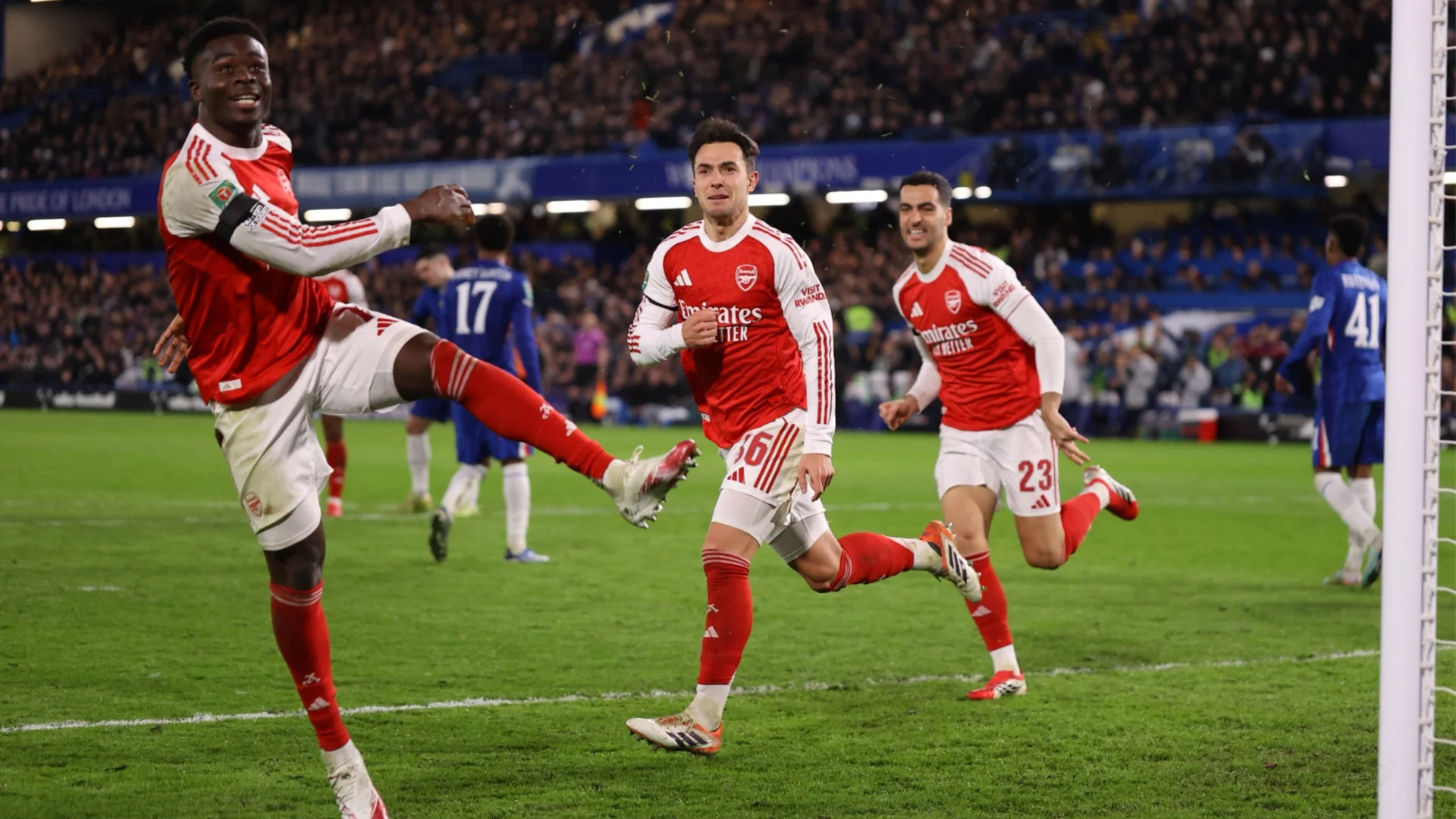 Арсенал е на крачка от финал срещу Ман Сити, след като победи Челси в дербито на Лондон