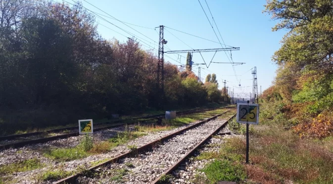 Държавата откупи сгради, за да гради жп линии в няколко области