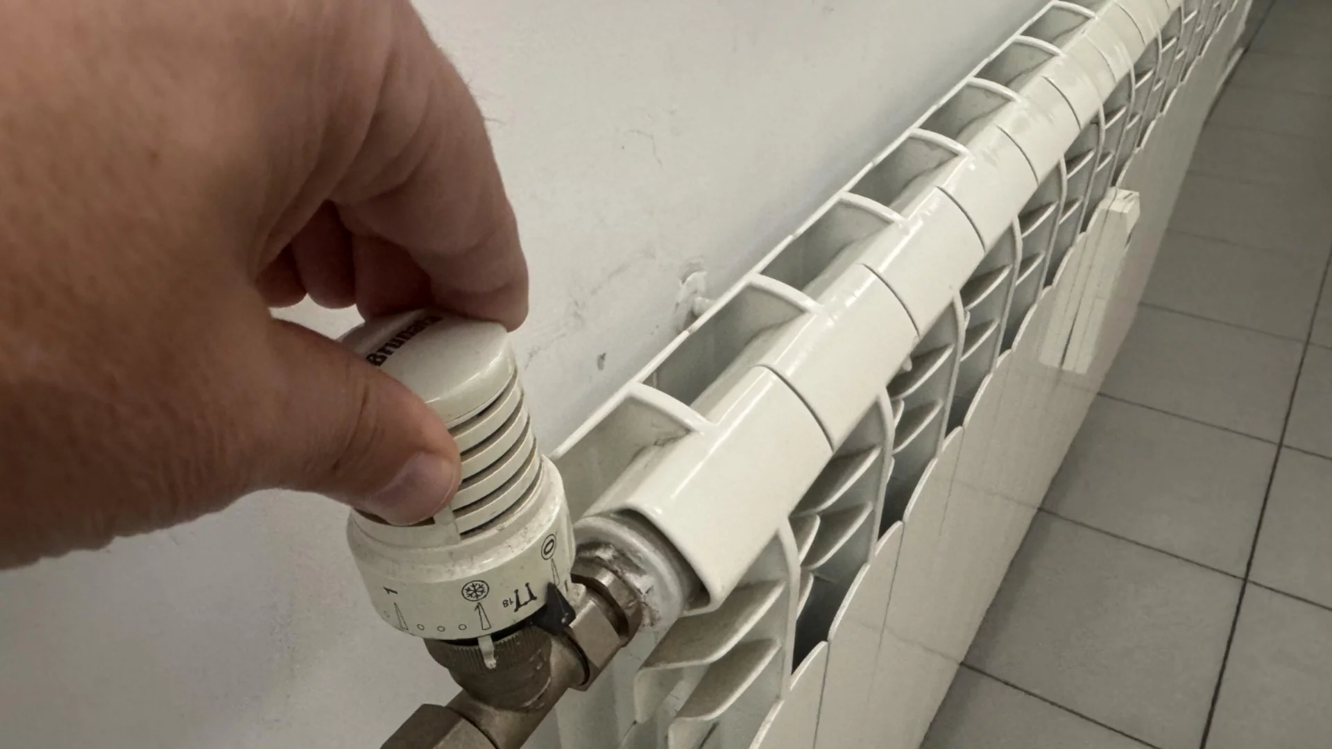 Сметките за парно от лева в евро: Има ли драма?